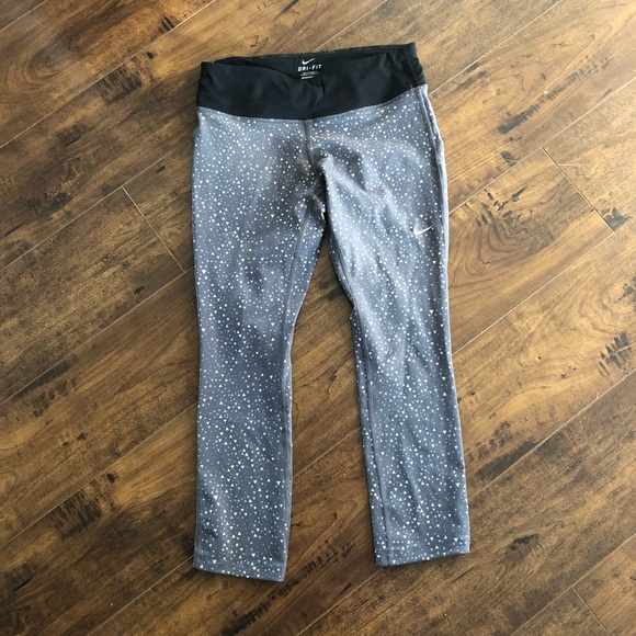Nike Pants - Nike Dri Fit Zipper Back Triangle Capri Leggings